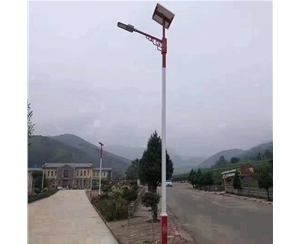 车站太阳能路灯生产厂家